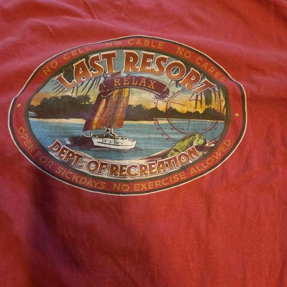 Newport Blue Graphic T-Shirt Mens XL Red Last Resort Island  Tiki Bar - Picture 2 of 5